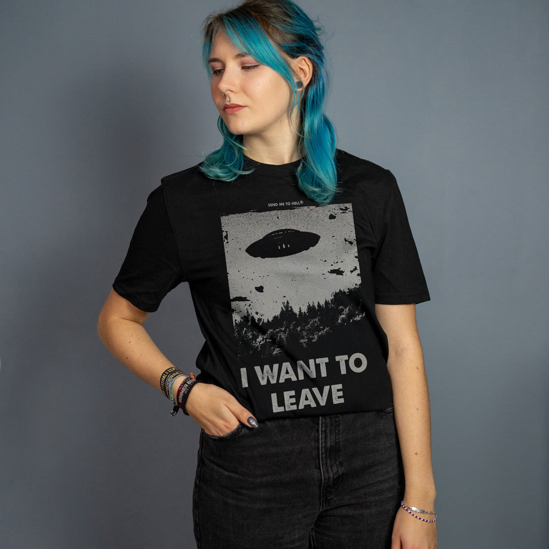 I Want To Leave - Unisex T-Shirt in black
