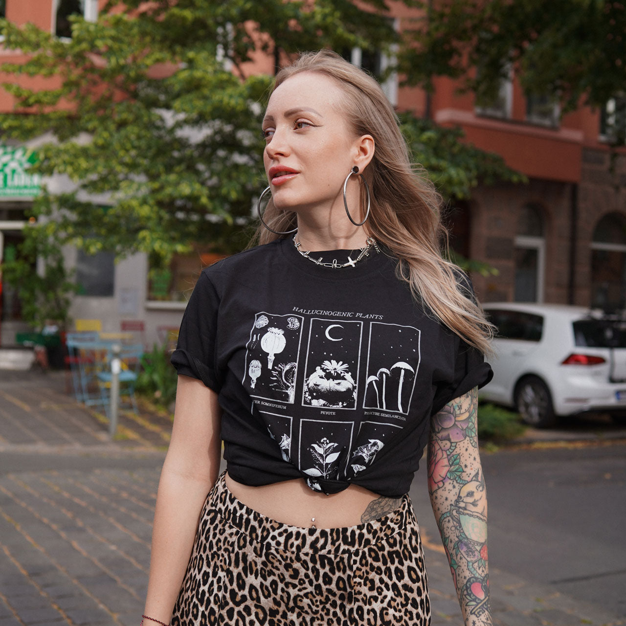 Psychoactive Plants Tarot T-Shirt