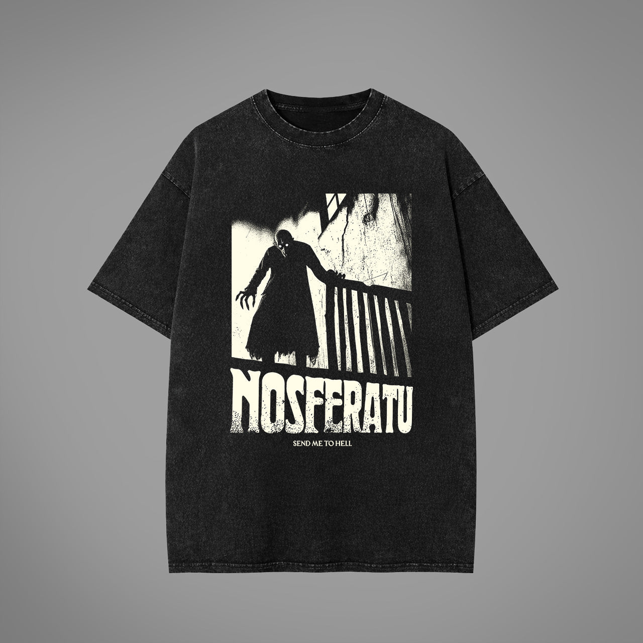 T-shirt oversize Nosferatu lavata con acido