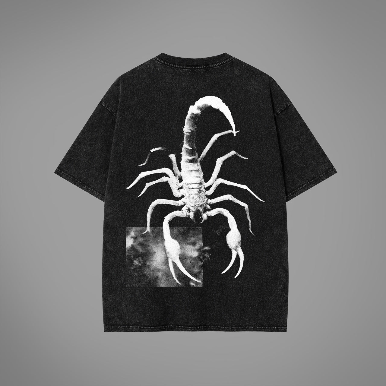 T-shirt oversize lavata con acido Send me to Hell®